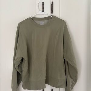 Aritzia TNA Green Crewneck Sweatshirt